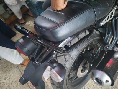 Back Grabril Yamaha XSR 155 - Image 2