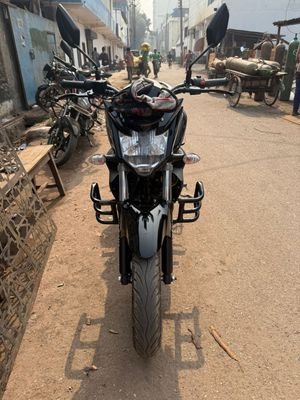 Premium Royal Enfield Model Bumper For Fzs V2 - Image 4