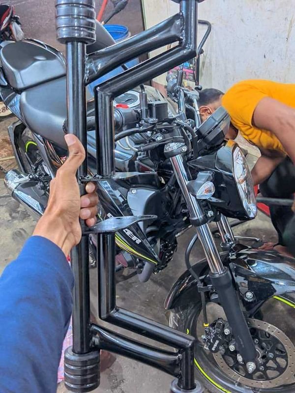 Premium Double Rod Bumper For Suzuki Gixxer